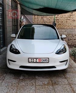 تسلا موديل 3